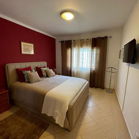 Sea Lovers Guest House Portimao Luaran gambar