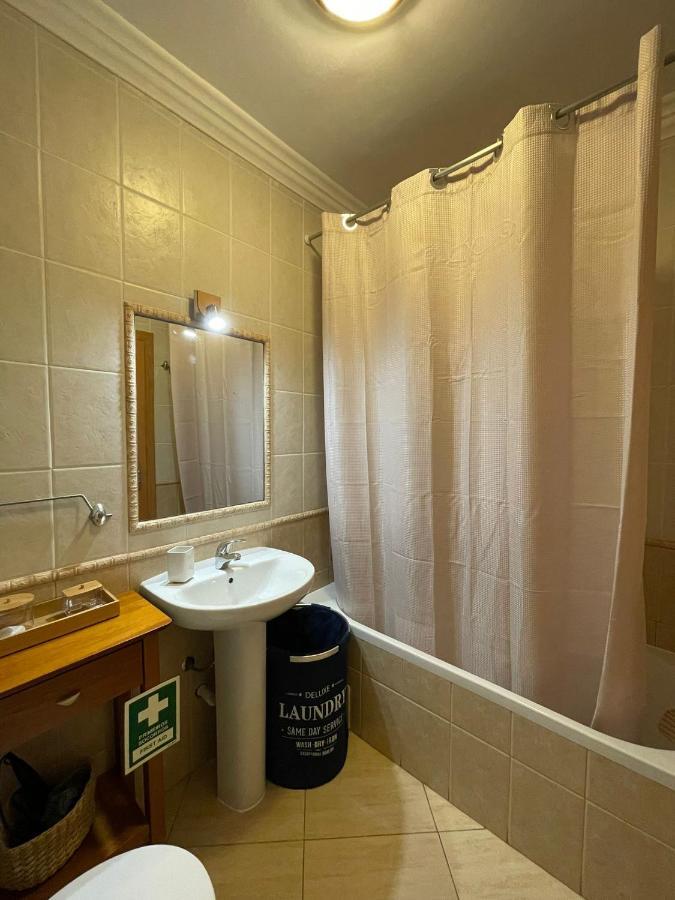 Sea Lovers Guest House Portimao Luaran gambar